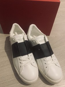 valentino trainers womens
