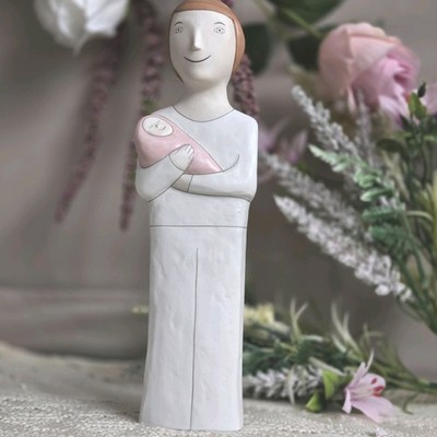 Royal Doulton Family & Friends Daddy s Pride And Joy Figurine HN5290 Baby Girl
