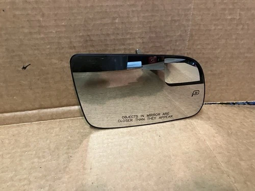 2010-2019 LINCOLN MKT  DOOR  MIRROR GLASS passenger side heated with spotter