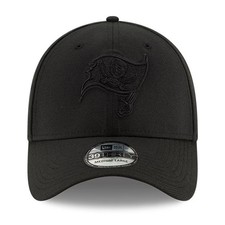 NUEVO CON ETIQUETAS Auténtico NFL Tampa Bay Buccaneers Negro sobre Negro New Era 39THIRTY Sombrero Flexible