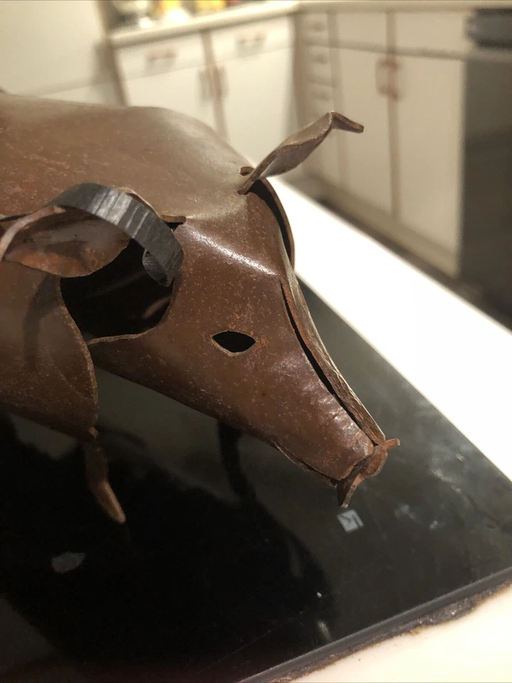 Cerdito de metal vintage Foto 2 de 4