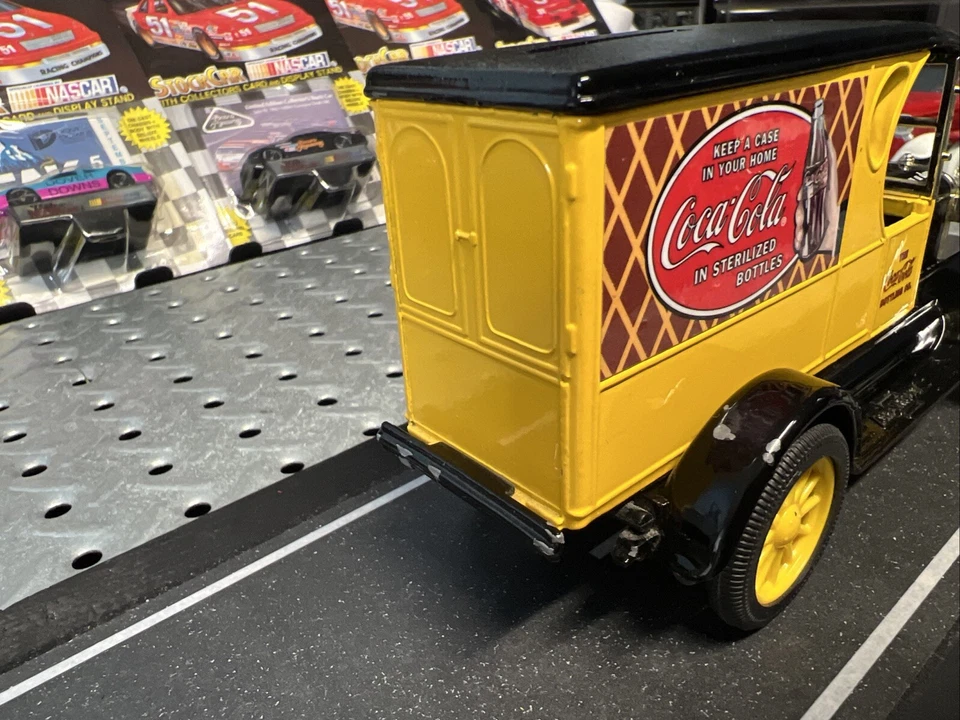 VTG ERTL Chevrolet “Coca-Cola” Delivery Truck Die Cast Coin Bank As Pictured - Image 3 of 4