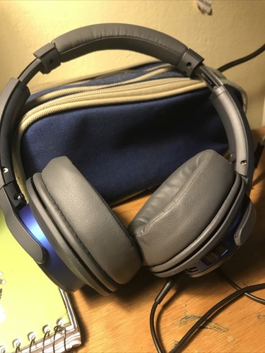 Audio-Technica Wireless Over the Ear Headphones - Gray/Blue for