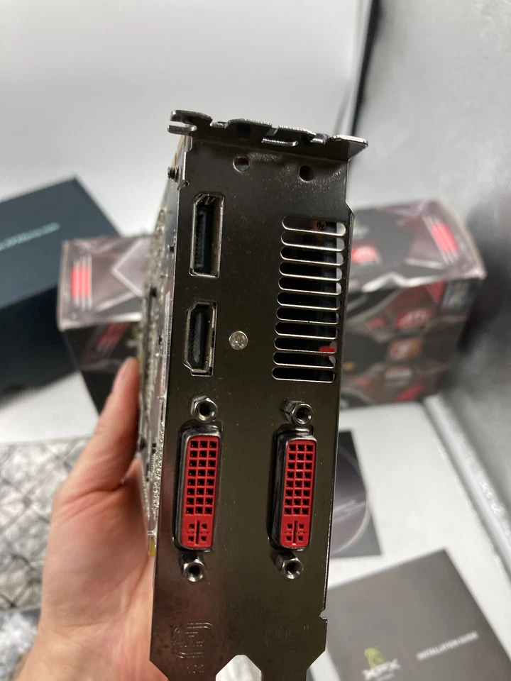 XFX ATI Radeon HD 5850 1GB GDDR5 PCIe GPU Graphics Card HD-585X-ZAFC In Box - Image 4 of 4