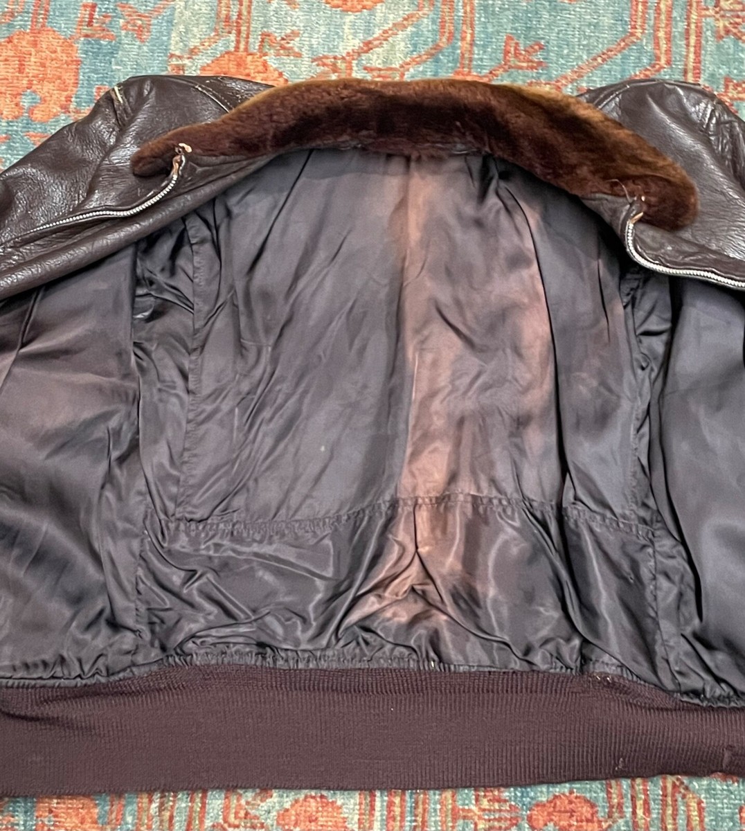 ジャケット・アウター LGB pilot jacket archive LGB pilot jacket This jacket is packed with unique features
