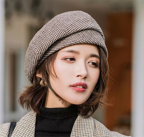 Women Winter Autumn Warm Check Pattern French Artist Round Beret hat Cap Beanie - Picture 6 of 6