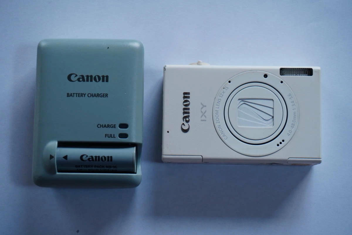 Canon Digital Camera IXY 1 White 12x Optical Zoom Wi-Fi Enabled