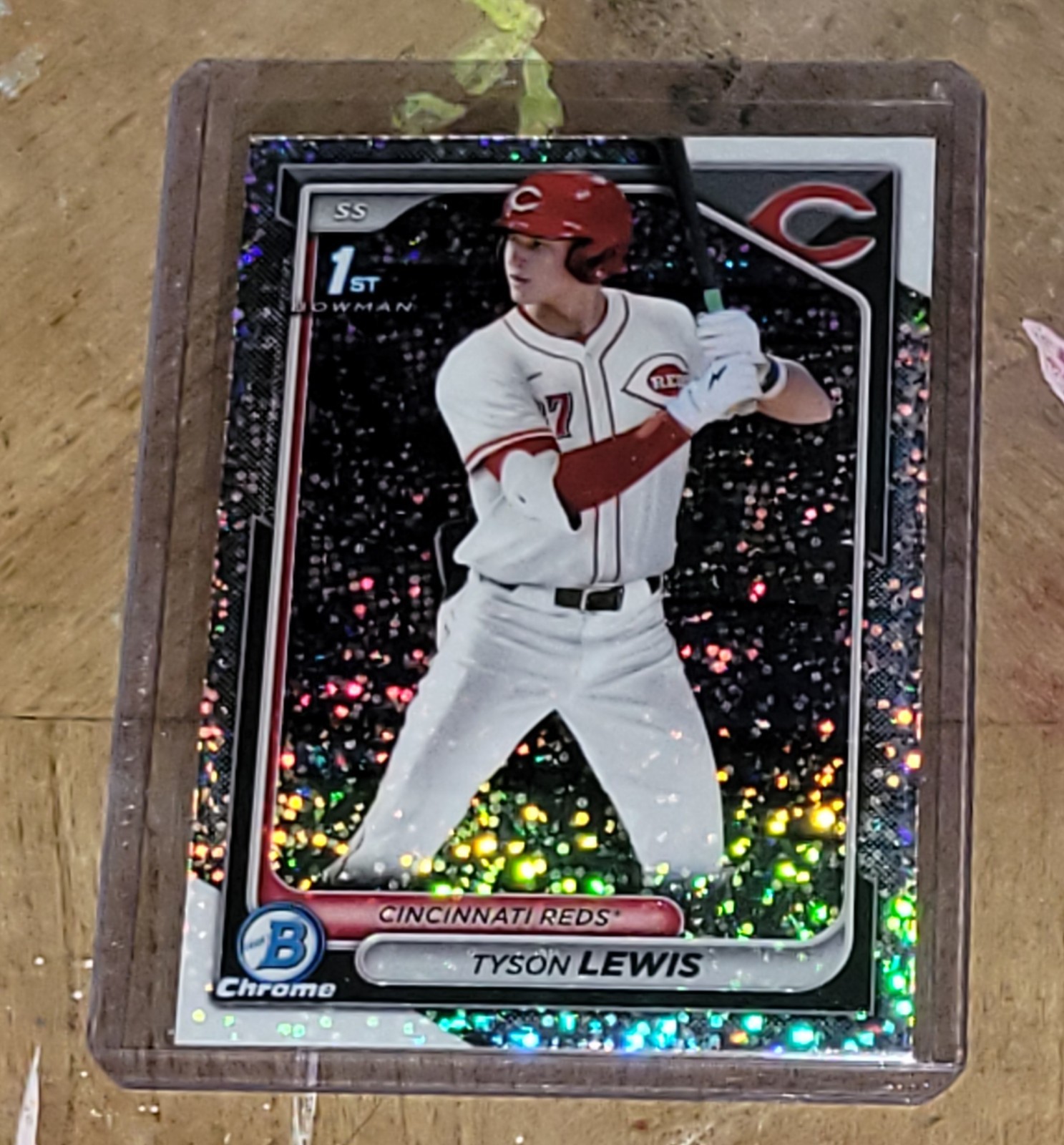 2024 Bowman Draft Chrome Sparkle Refractor Tyson Lewis 1st BDC-44 /200 Reds