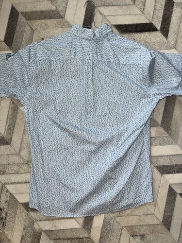 Peter Millar Short Sleeve Button Down Tiburon Ritz Carlton Naples Size M - Picture 4 of 5