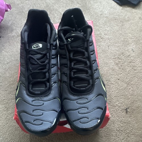 Nike Air Max Plus (GS) Unisex Kids Trainers UK 5 EU 38 Grey/Black/Green
