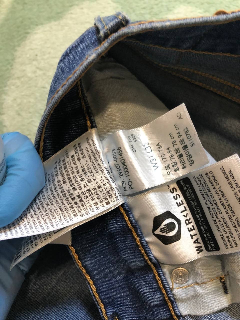 Levi's Red Tab 502 Blue Relaxed Fit Denim Jeans 31X32 thumbnail 11