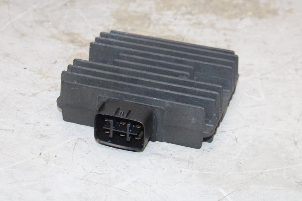 06-11 KAWASAKI NINJA 650R OEM RECTIFICADOR REGULADOR DE VOLTAJE Foto 2 de 4
