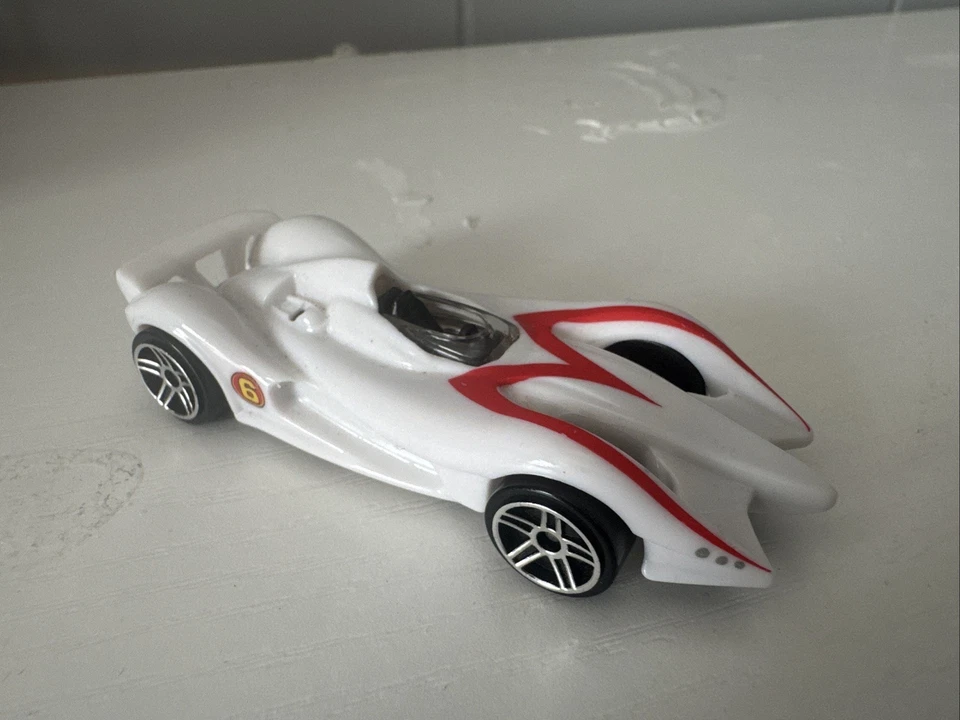 Coche fundido a presión Hot Wheels Speed Racer Mach 6, usado Foto 3 de 4