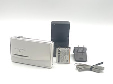 Fujifilm FinePix Z950EXR White 16.0 MP Compact Digital Camera From Japan Used