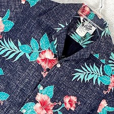 VTG Hilo Hattie Hawaiian Shirt Men M Black Red Floral Camp Aloha Tiki Beach USA