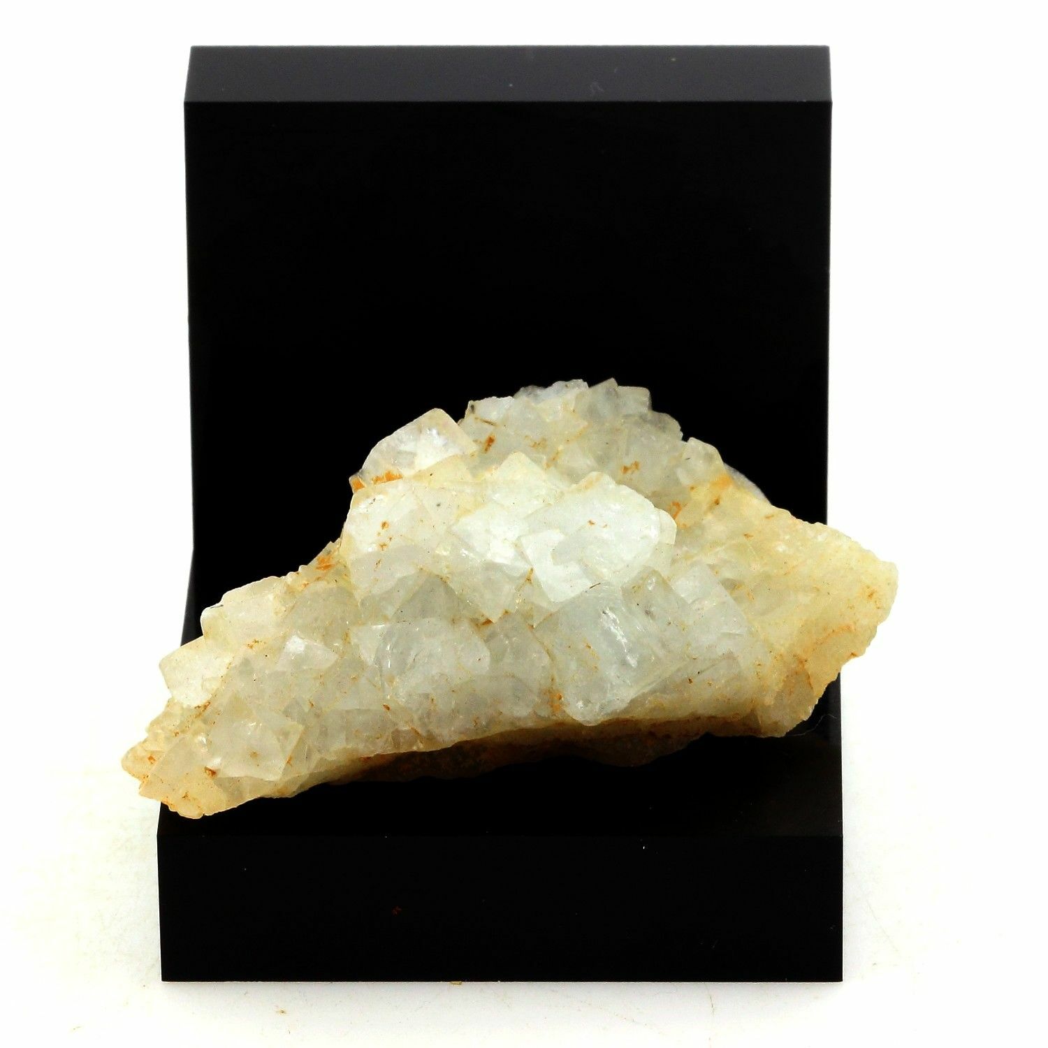 Fluorite Incolore. 130.7 Ct. Fontsante Mine, Var, Francia