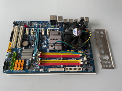 Gigabyte GA-EP43-UD3L Mainboard, Intel Core2Duo E6300 2,8GHz, Kühler, Blende TOP