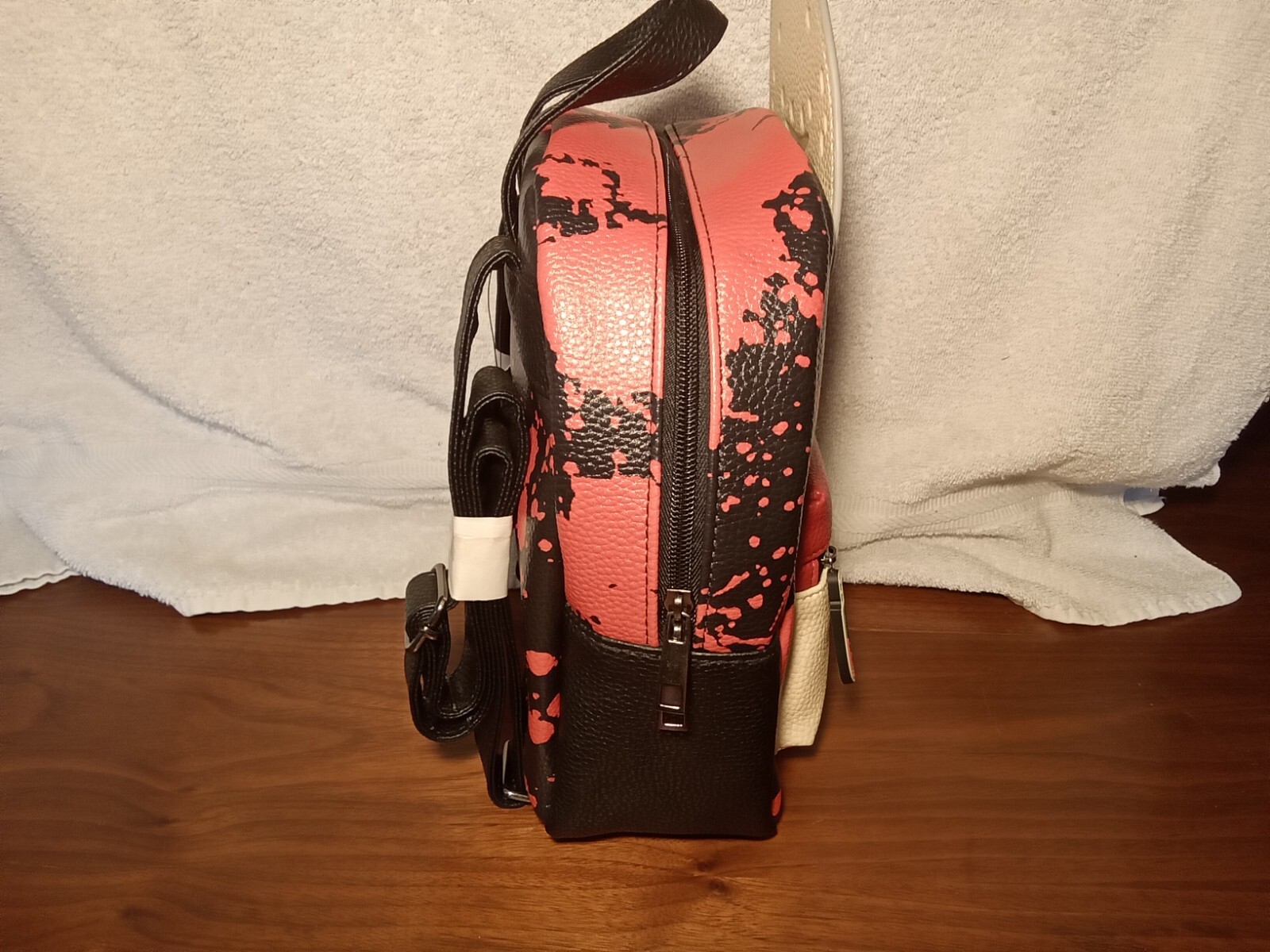 Picture 4 of 6