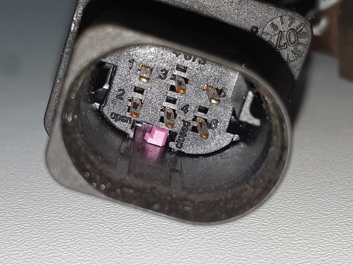 monです！ monです！ Amazon.com | Crocs Unisex Adult 205182-4Lc Literide Flip