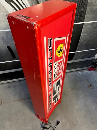 Ferrari Official Paddocks F1 doppelseitiges Leuchtschild 2009 - Bild 2 von 14