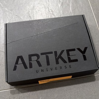 Artkey Porcus V1.5 Vampire Hunter Artisan Keycap Cherry MX Rare
