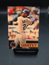 1994 Topps Stadium Club - Ken Griffey Jr #529