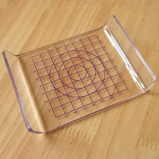  Planche de presse en plastique avec outil d'artisanat d'argile de grille pour