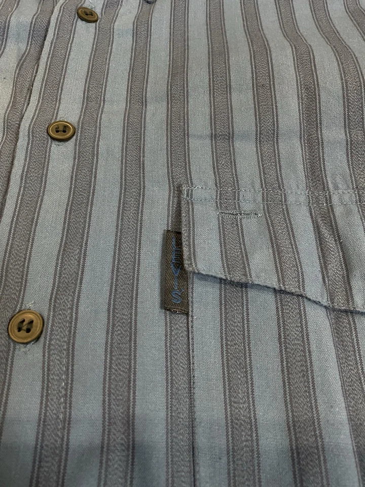 Vintage Levi's Silver Label Button Up Shirt Sz L Striped Blue Dad Classic 80s - Image 3 of 4