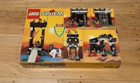 LEGO 6059 Castle: Knight's Stronghold NISB Retired Rare * LOW PRICE *