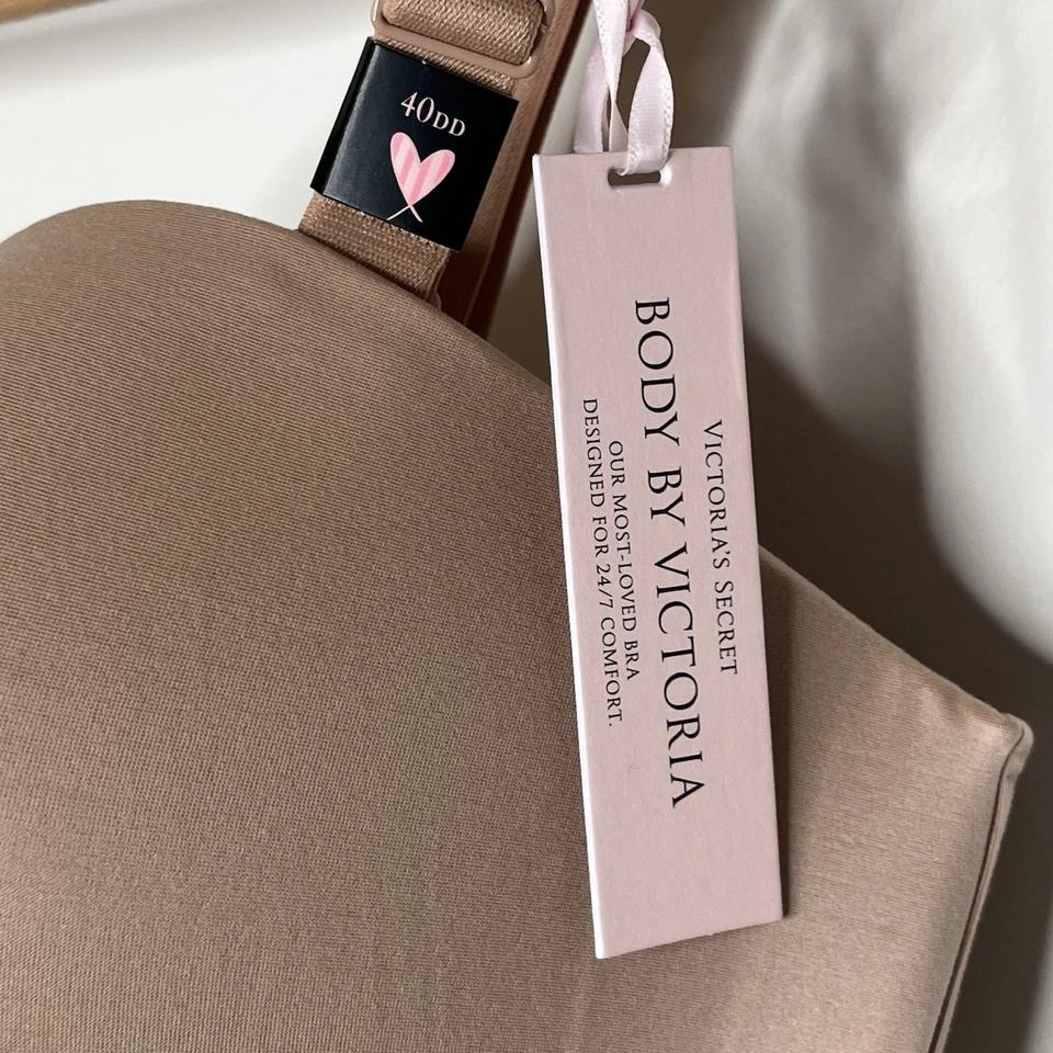 Sujetador sin tirantes forrado Victoria's Secret Body by Victoria bronceado desnudo 40DD con aros Foto 4 de 4