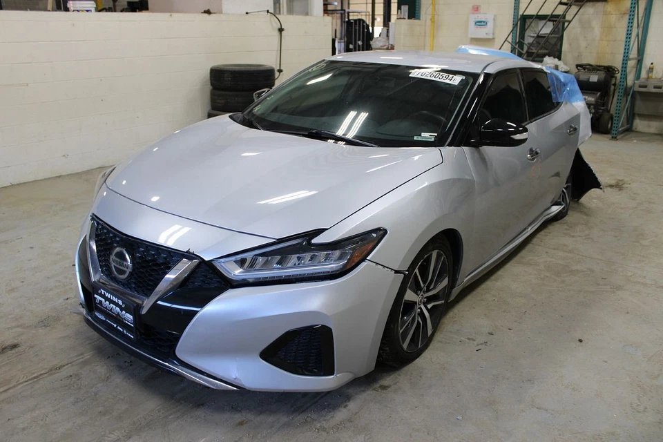 Puerta delantera derecha pasajero compatible con 16-20 MAXIMA 2939883 Foto 4 de 4