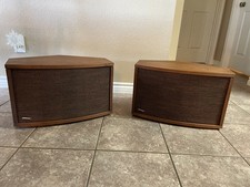 Bose 901 Series III Speakers Tulip Stands and Equalizer