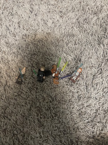 Lego Star Wars Jedi Bundle Of 4 With Lightsabers