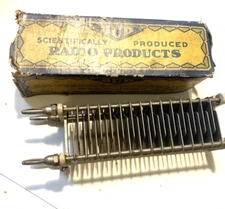 VINTAGE BUD RADIO PRODUCTS - PLUG IN COIL CONDENSOR - LARGE