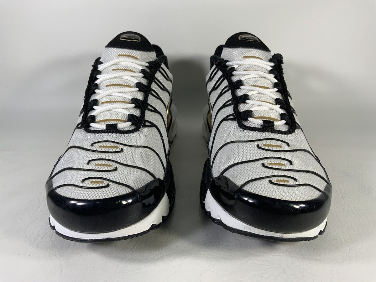 Nike Air Max Plus TN ブラック Nike Air Max Plus TN 'Black Metallic Gold' BQ3169-002