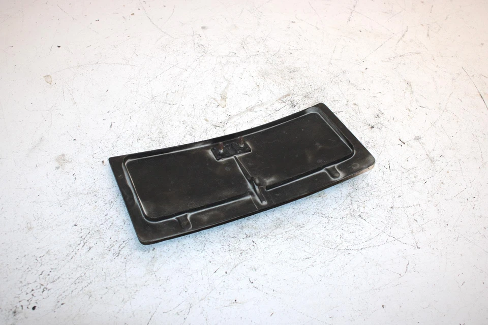 Tapa de caja de almacenamiento 81 Yamaha Enticer 250 Et250e OEM 8F3-77712-00-00 SY6 Foto 4 de 4