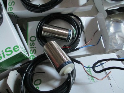 1pc New Schneider Inductive Proximity Switch XS208ALPAL2 Sensor | eBay