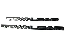 (2) 1998-2002 LINCOLN TOWN CAR SIDE FENDER EMBLEM BADGE SYMBOL SET OEM