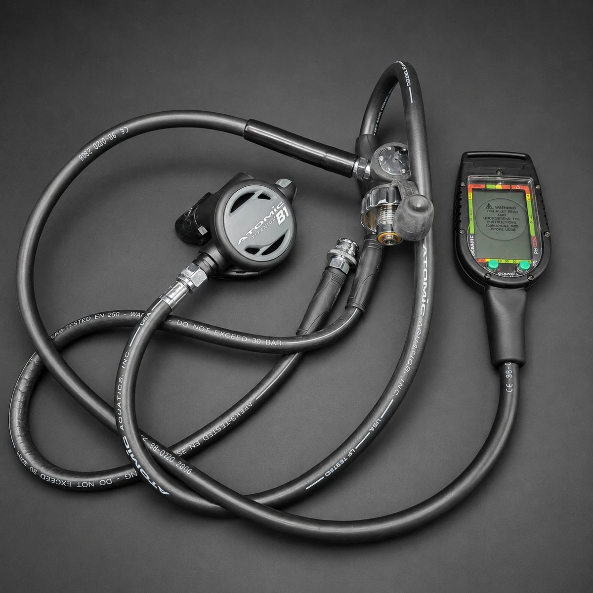 Atomic Aquatics Titanium B1 Regulator + Oceanic Datamax Pro Plus Smart Glo