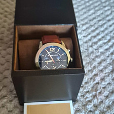 Michael Kors Men’s Chronograph Quartz Watch, Black Dial, Brown Leather Strap Box