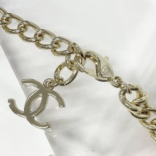 Collana Chanel Logo Coco Mark Girocollo Oro CC Logo Charm Nero × Bianco Donna