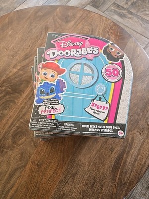Disney Doorables Pixel Perfect Multi Peek Brand New