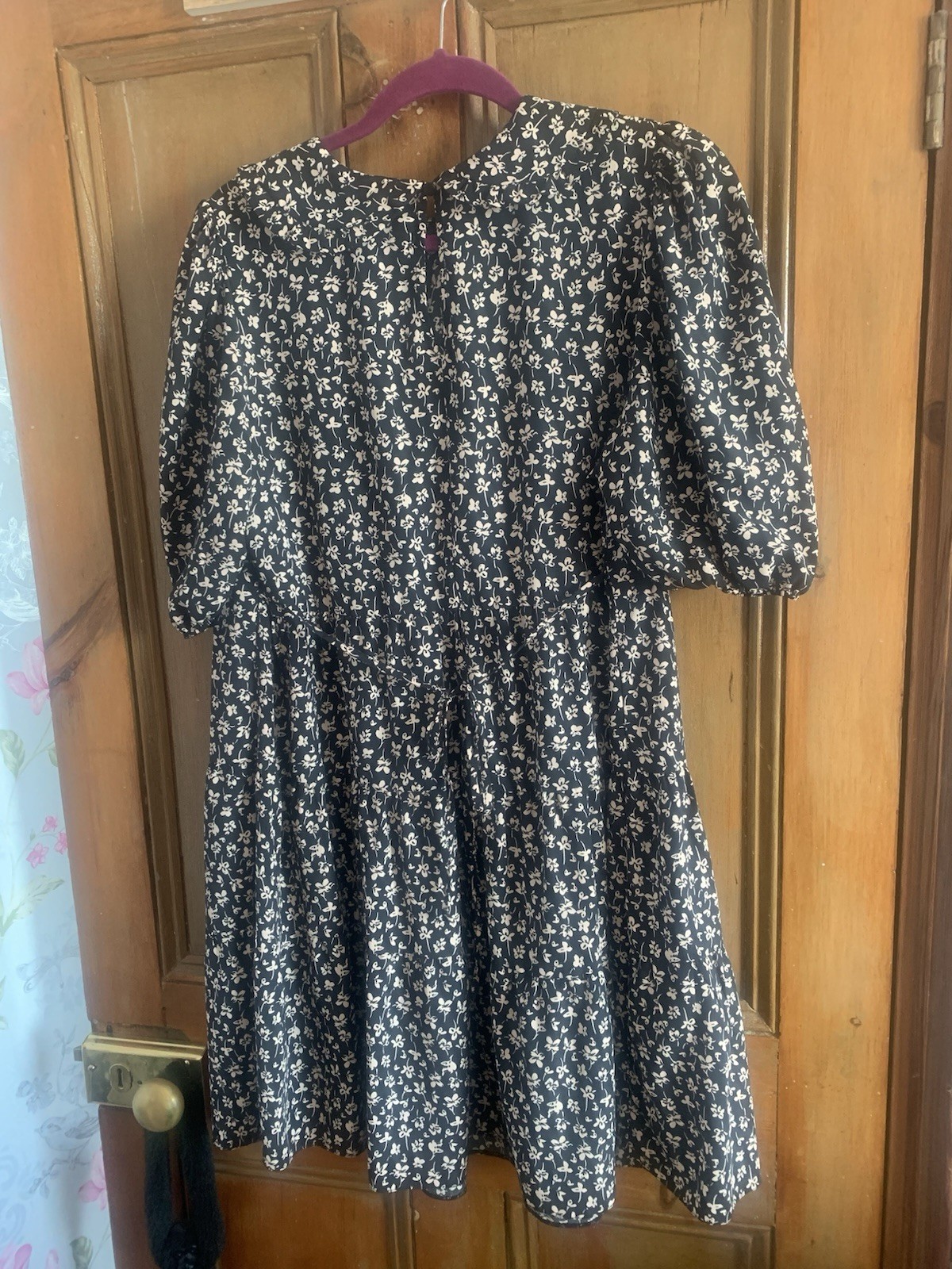 Picture 4 of 5