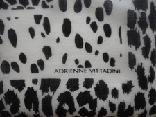 Adrienne Vittadini ANIMAL PRINT Sheer wool Scarf