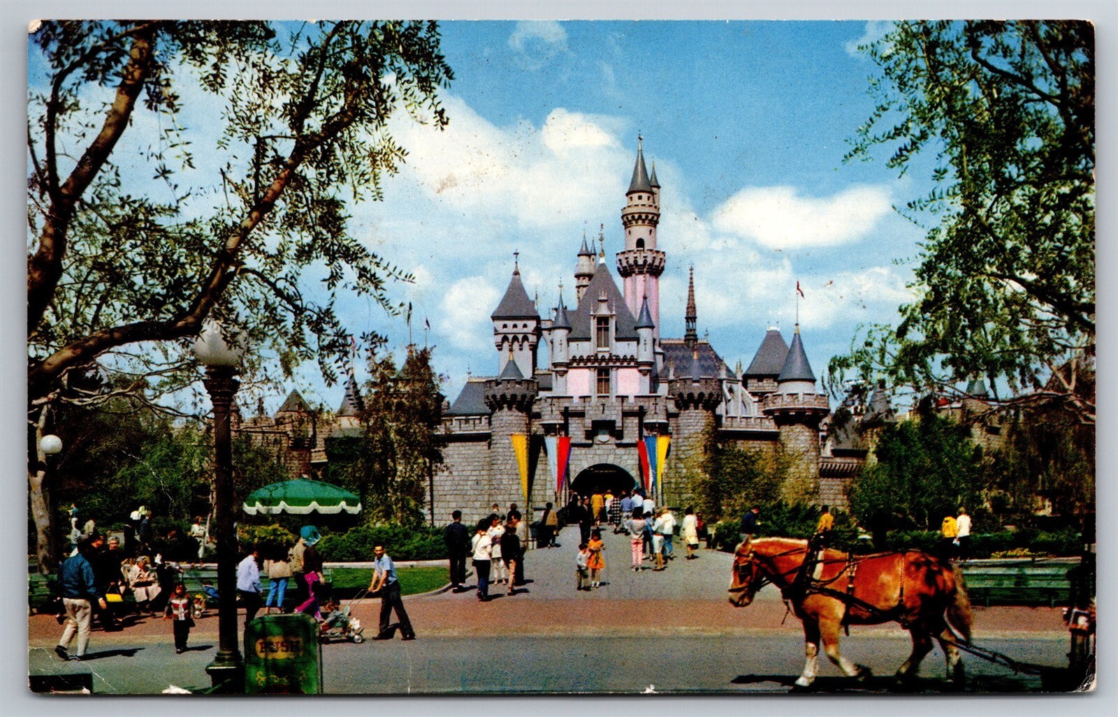 Sleeping Beauty Castle Disneyland Fantasyland Anaheim California Vintage Postcard Y3