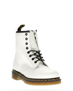 dr martens 1460 white smooth