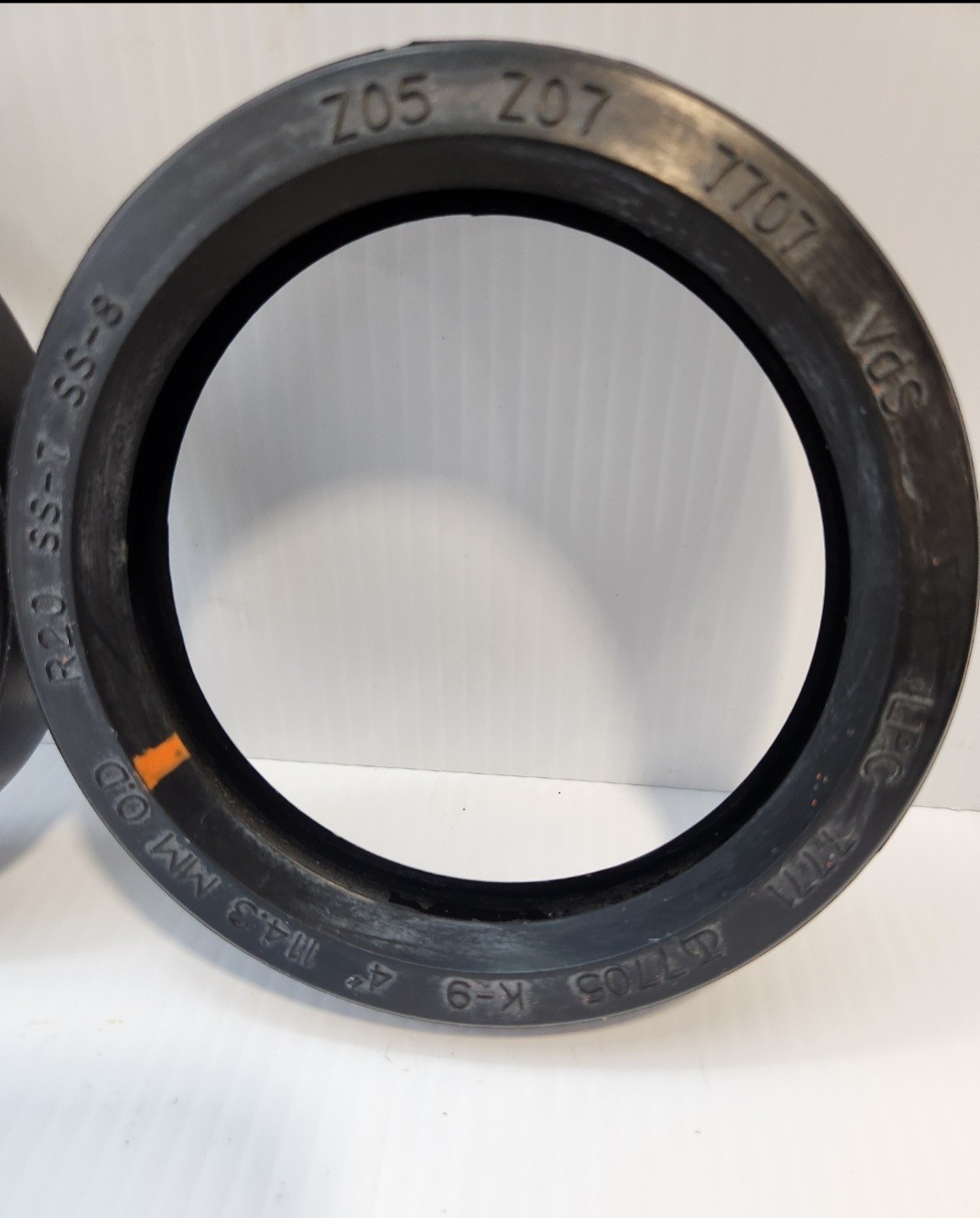 4" REPLACEMENT -T RUBBER GASKET FOR GROOVED COUPLING-ONLY SALE LOTE OF 15 PCS.
