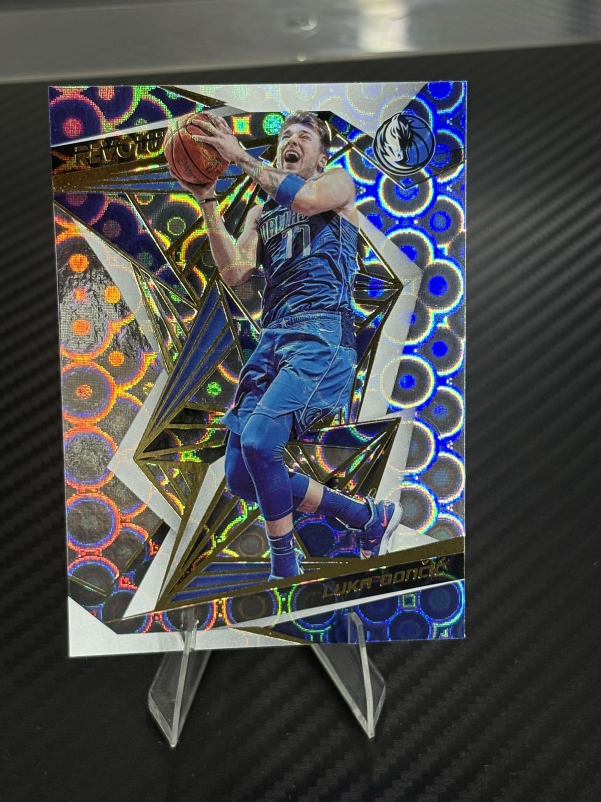 2019 Panini Revolution #73 SECOND YEAR Luka Doncic Groove Dallas Mavericks