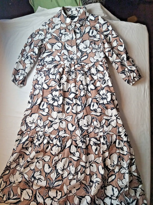 Cynthia Rowley Floral Tiered Midi Dress Women's XL Tan Black Smocked Boho Brunch