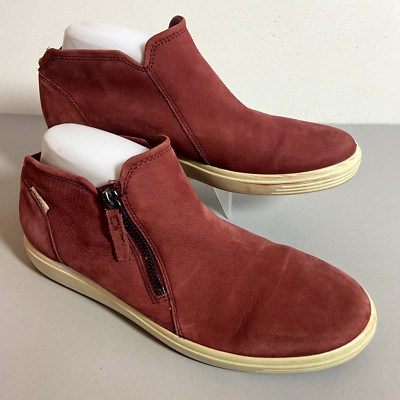 Ecco Womans Soft Boot Size 8 EU 40 Bootie Red Nubuck Leather Zip Shoe
